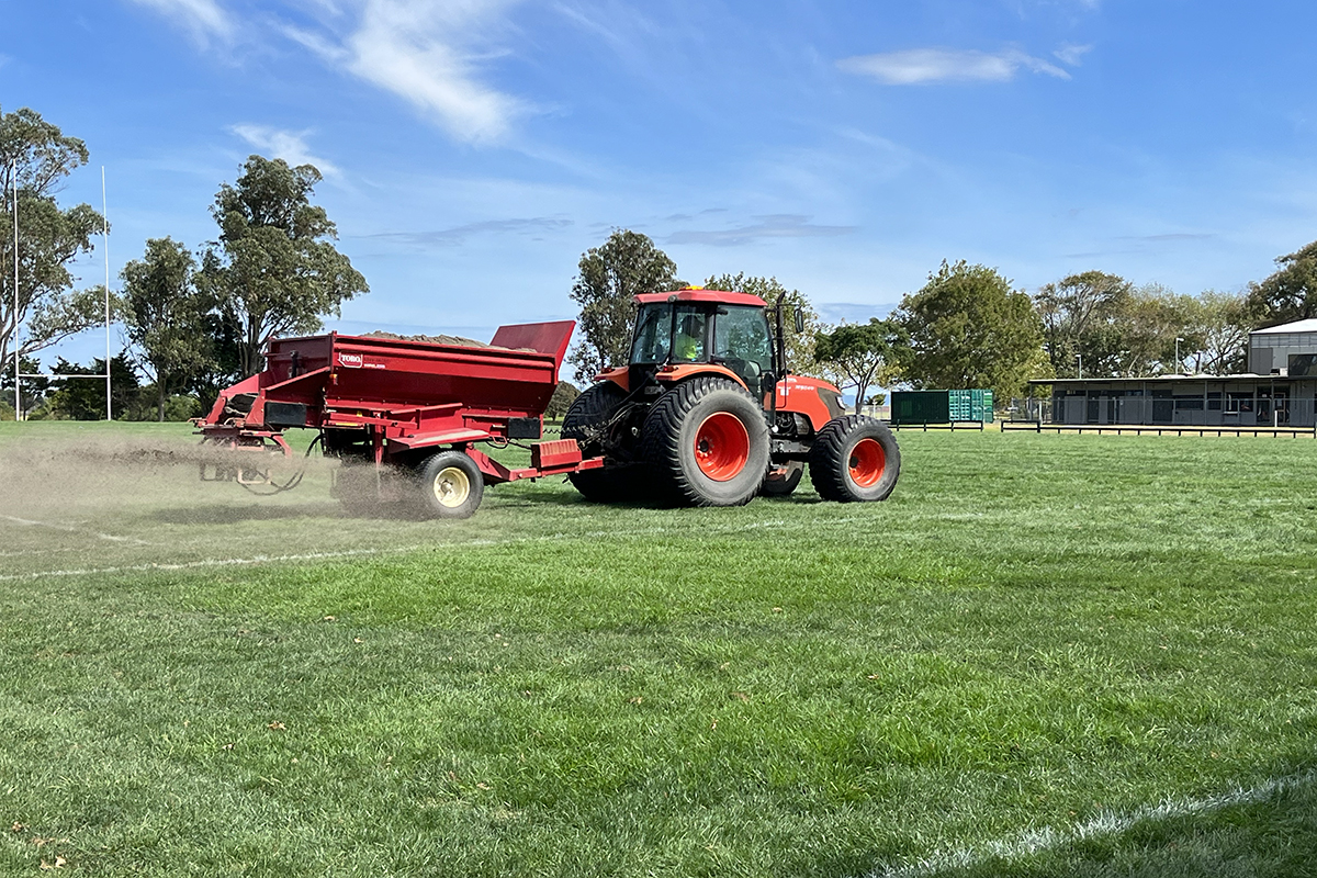 Sanding rugby pitch.002